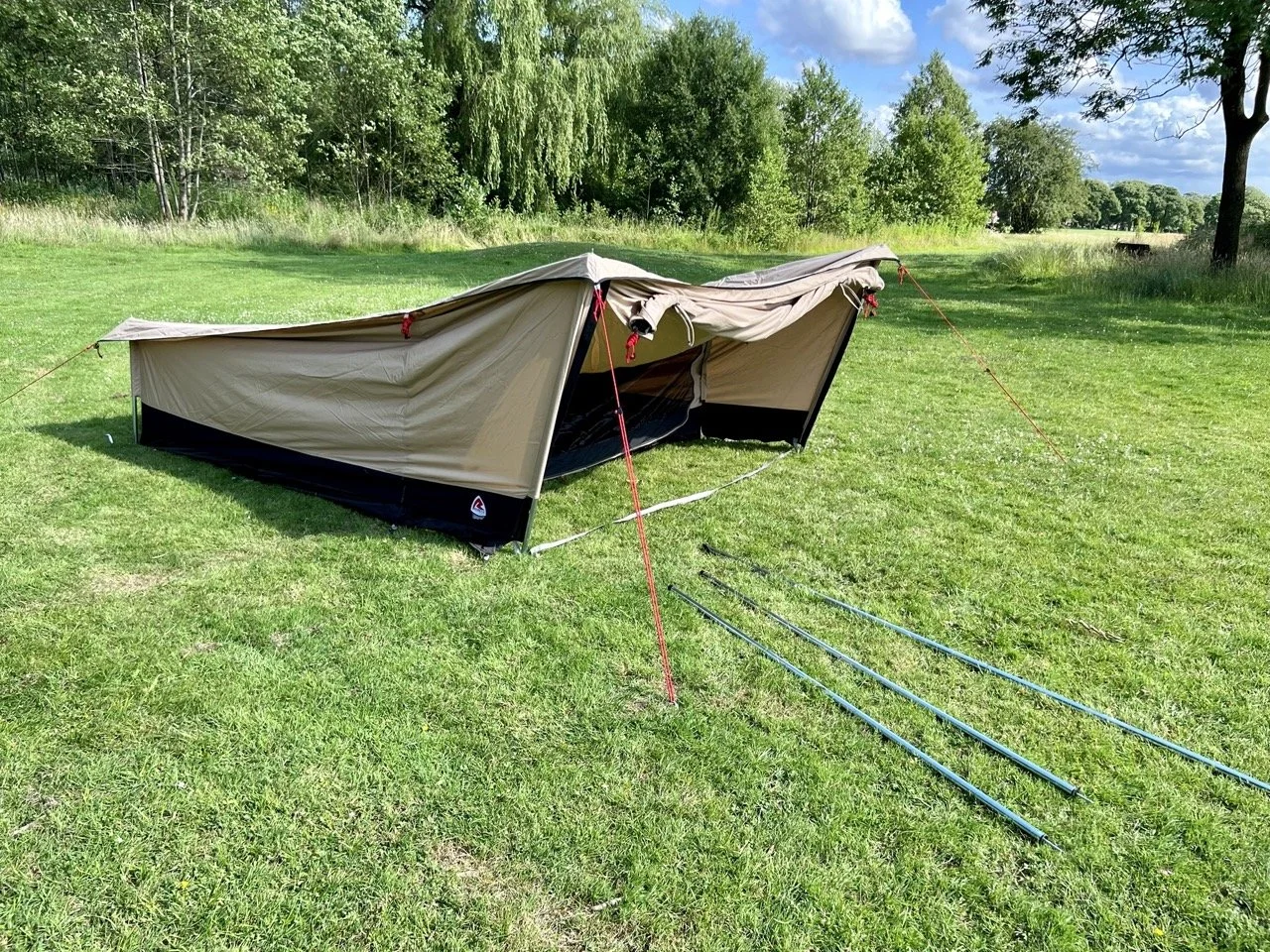 新品 ROBENS ローベンス ユーコン シェルター テント 130311 新品 ROBENS ローベンス ユーコン シェルター テント 130311 新作